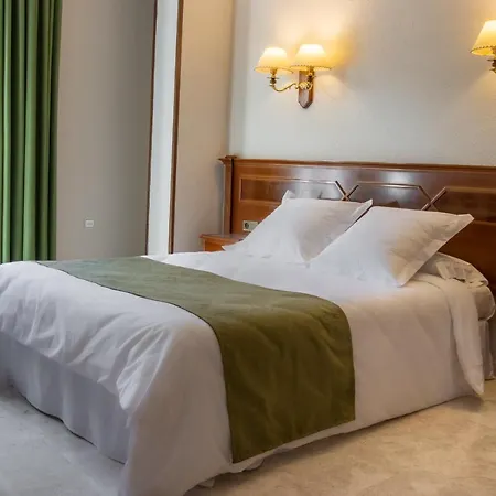 Hotel Reina Cristina Grenada Zewnętrze zdjęcie